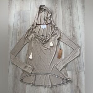SLOANE ROUGE Women's Tan Hooded Top 🍂
*NEW WITH TAGS 🏷️